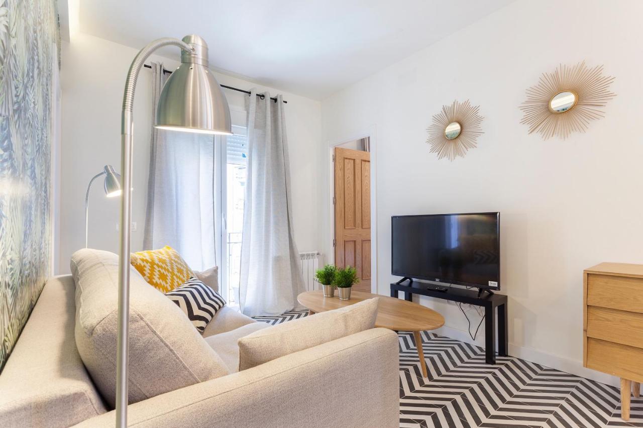 Rio Plaza En Madrid Apartment Luaran gambar